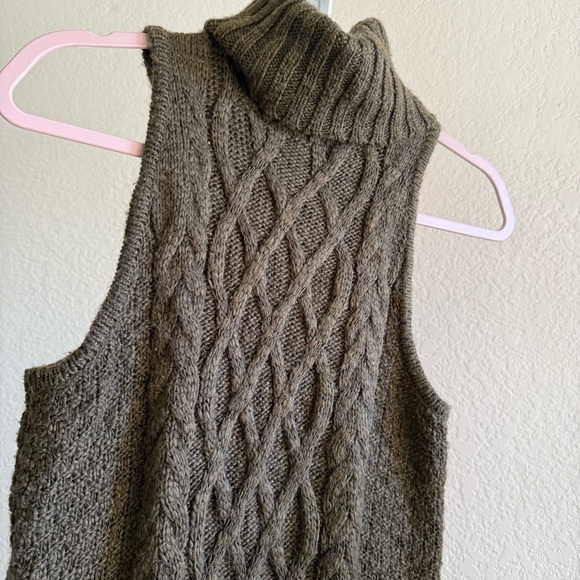 American Eagle Sweater Dress Dark Green Cable Knit Turtleneck Wool Blend XS - Picture 2 of 11